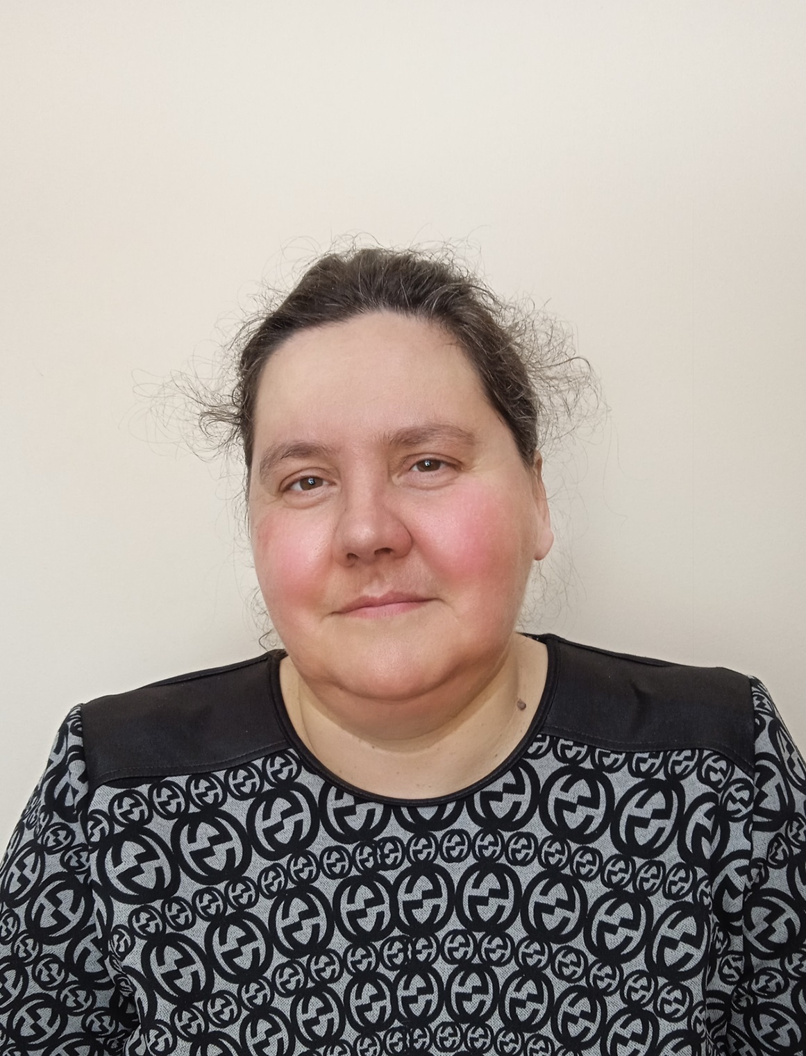 Ламова Юлия Евгеньевна.